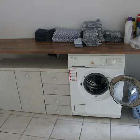 شقة Ferienwohnung Schloss Birnbaum *